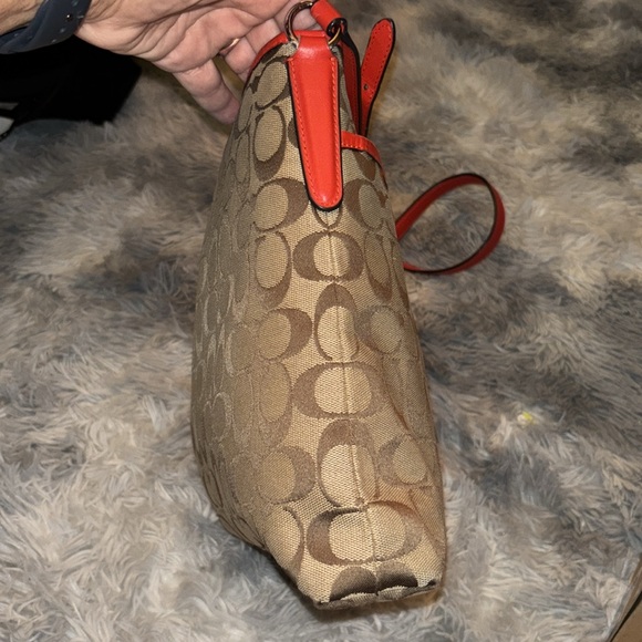 EUC Coach Signature Canvas File Crossbody Bag Khaki/Classic Red F36378 - Picture 7 of 12